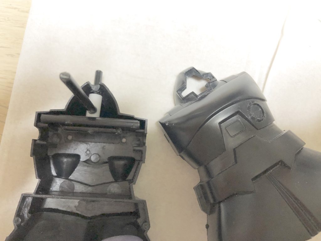 可動台はランナーの端きれとプラ棒パイプで作成。