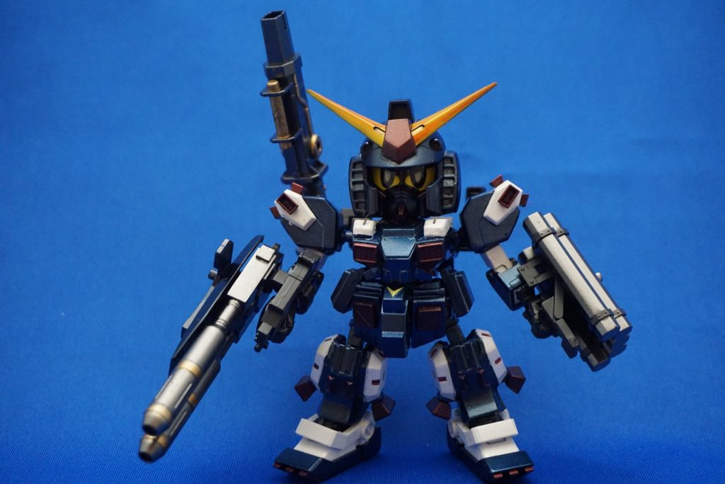 おまけ
狂四郎版フルアーマーガンダム!
頭部とバックパックの組み替えで再現をしています!