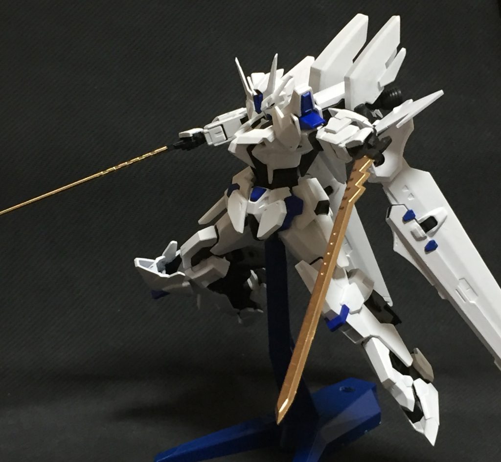 ポージング。
HGバエルのパッケージ風に。