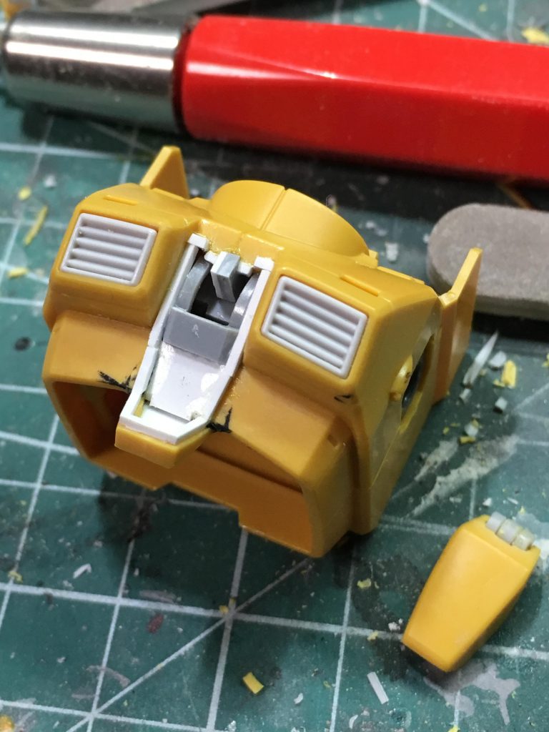 はい、、、コックピット作りました。なんかこの頃はコックピットはマストでしたね、、、