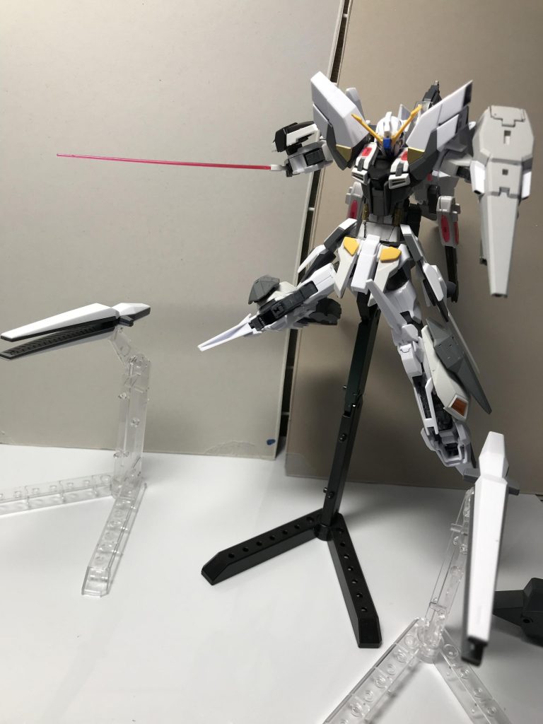 先程紹介した武装は全てつかえます!
プロトフィンファンネルも追加です!