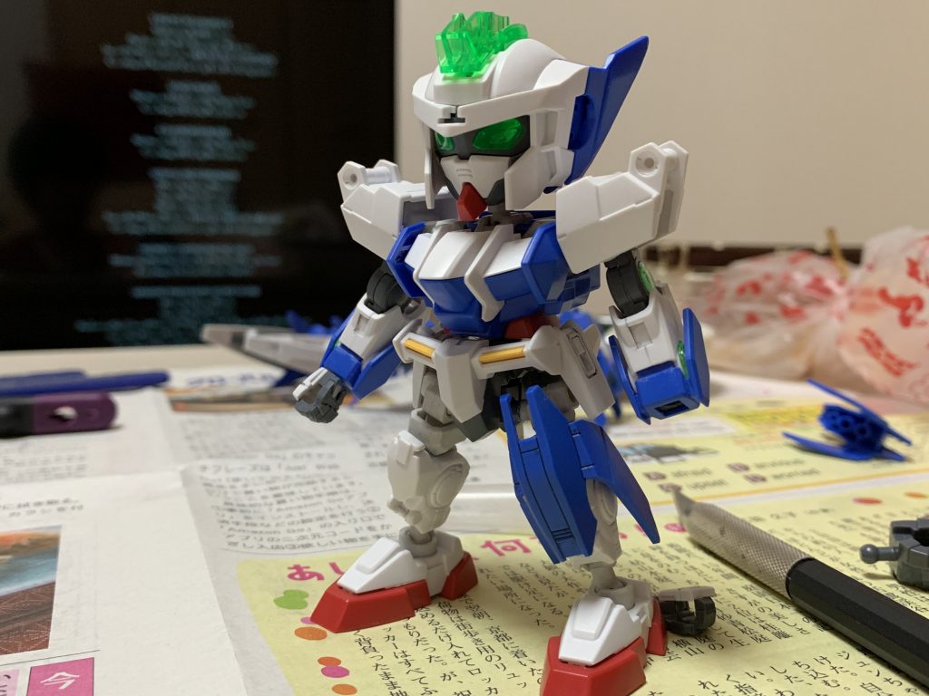 全体のバランス調整。膝当てとスネをHGにするだけでも、かなりバランス取れることがわかりました。