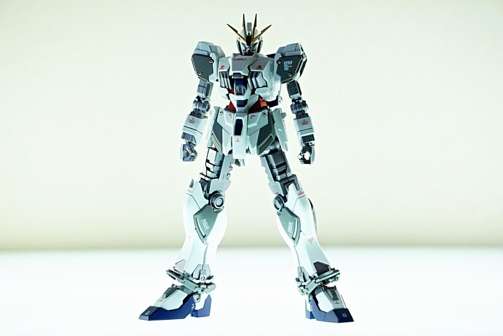 ナラティブ本体。こっちはストレートにカッコよくなるよう、少改造だけで仕上げました。