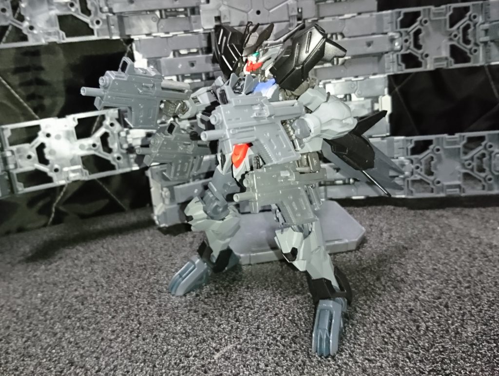 今回夕夜さんの“ガンダム・フレームXナンバー計画”に参加させて貰って感謝してます
他にも“ガンプラ戦術機プロジェクト”Googleで検索したところTwitterとかであったものに参加させてもらいました
他の人達に比べたら作りと撮影の腕も低くてちょっと恥ずかしいですが良ければ感想等お願いします