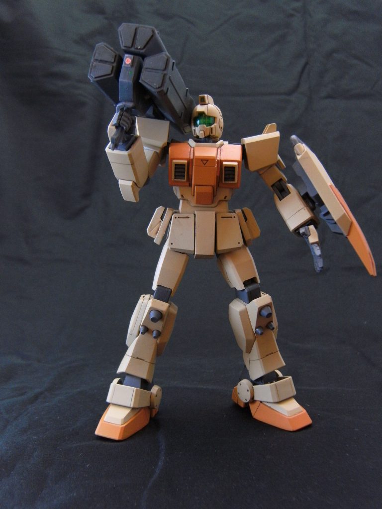 旧キットからミサイルランチャー。
センサーにHアイズを使用したくらいで、無改造です。