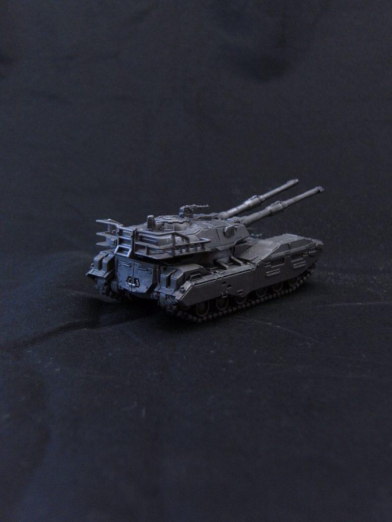 キャットウォークは、手擦り部分だけ開口。
足元はキットのままです。