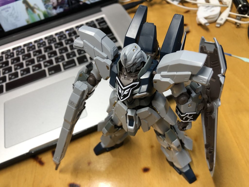 HGUC 1/144 シナンジュ・スタイン (ナラティブVer.)–2枚目/制作者：いま