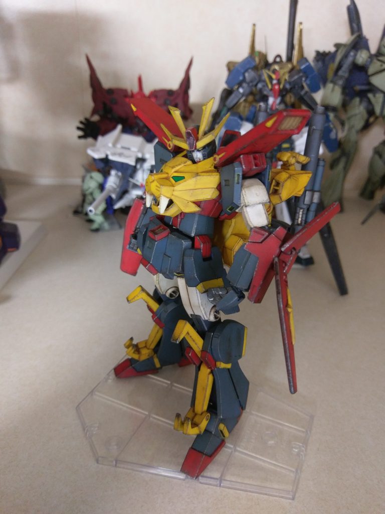 デカールなしなんですが筆塗りによる全塗装だったんでエラく時間がかかりました。(´・ω・｀)