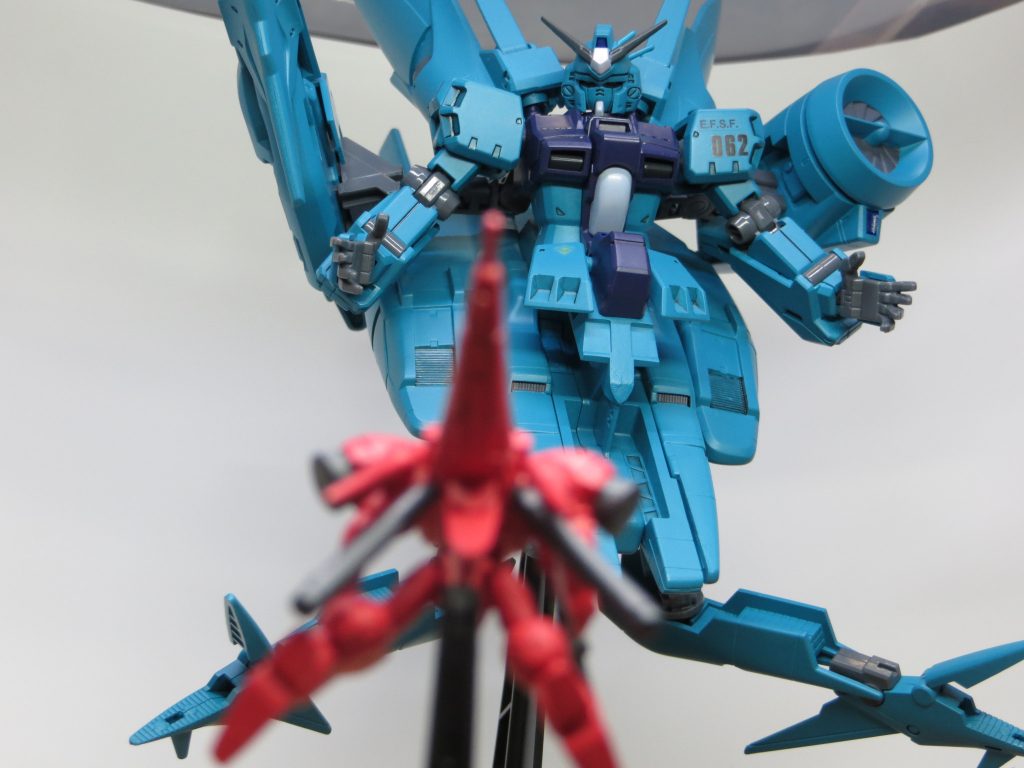 この角度なら巨大ＭＡっぽく見える？