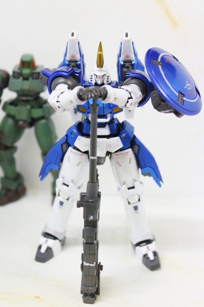 (´・ω・`)以前作ったリーオーをバックに