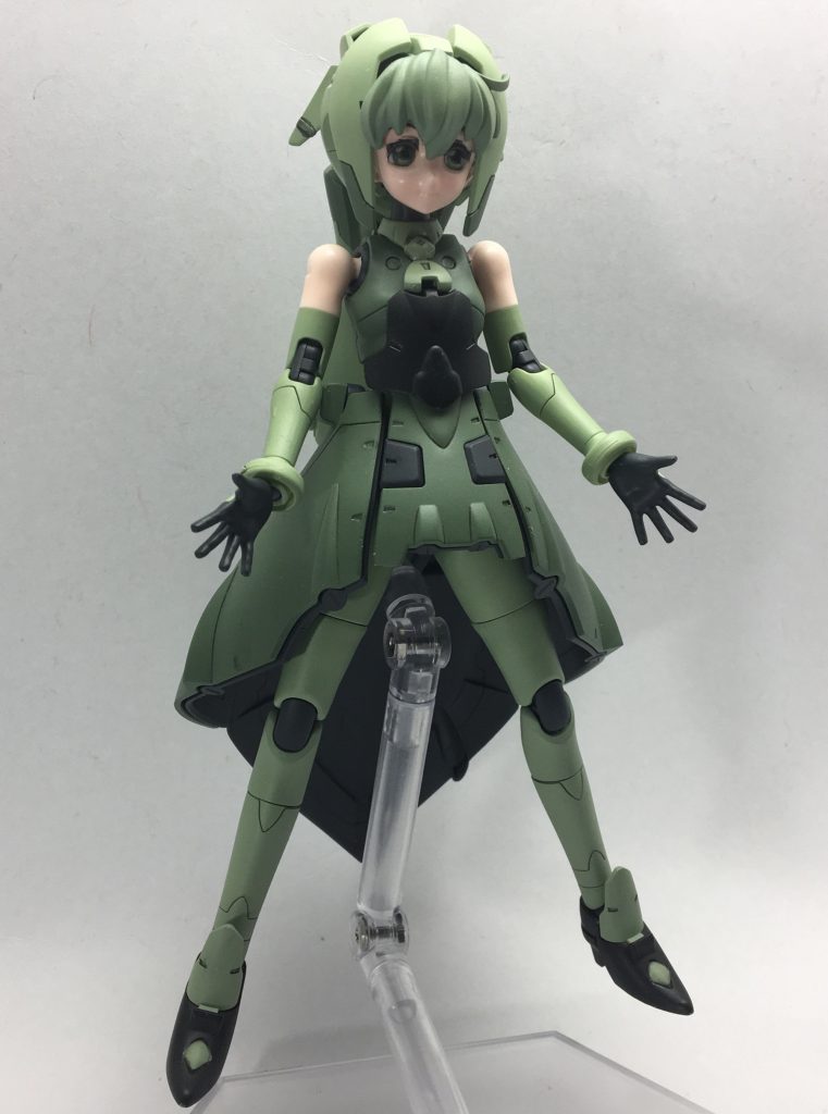 肌色の顔のことは眼中にないと言いつつ、瞳にレジンコートしたら意欲が上がってしまい作成しました。