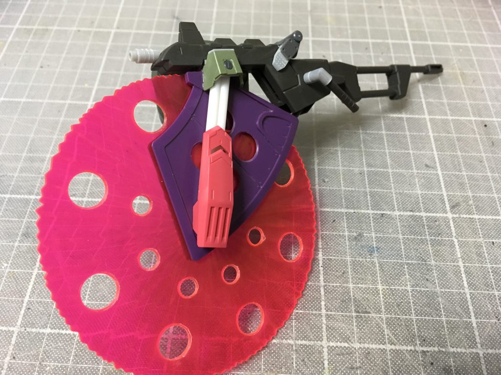 クラッシャーディスク塗装前。本体はレンチメイス、ディスク部はジャスティマのシールドを流用。