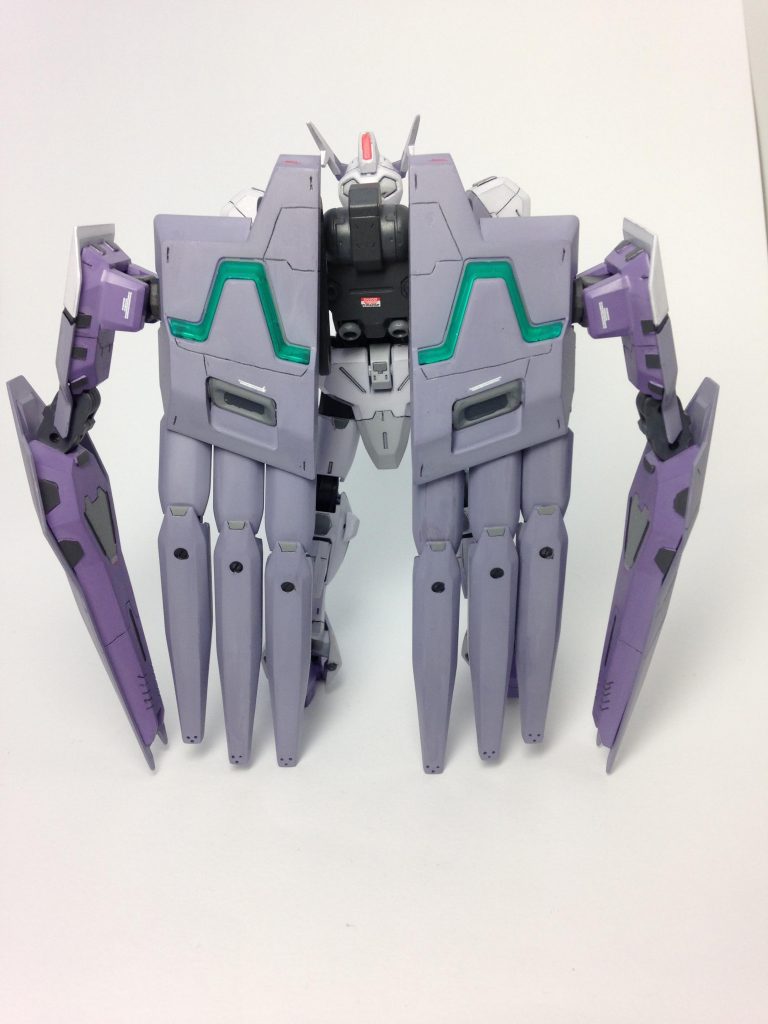 ビックアームのショットです。こちらは、大きく手は加えず、デカールと塗り分けをしたぐらいです。