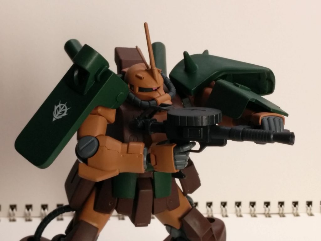 砂漠用のザクマシンガン