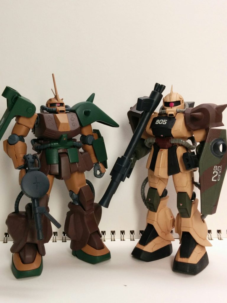 昔作ったザク・デザートタイプと並べて