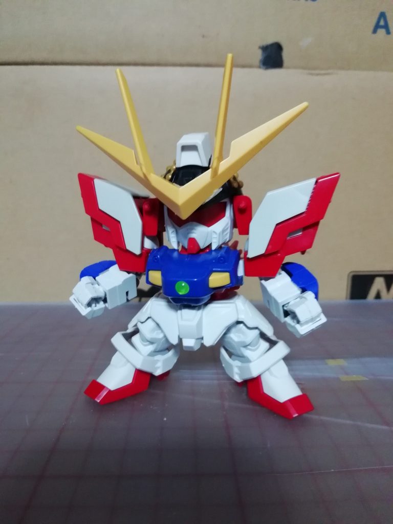 製作途中です。
まず既存のパーツのみで仮組した状態。