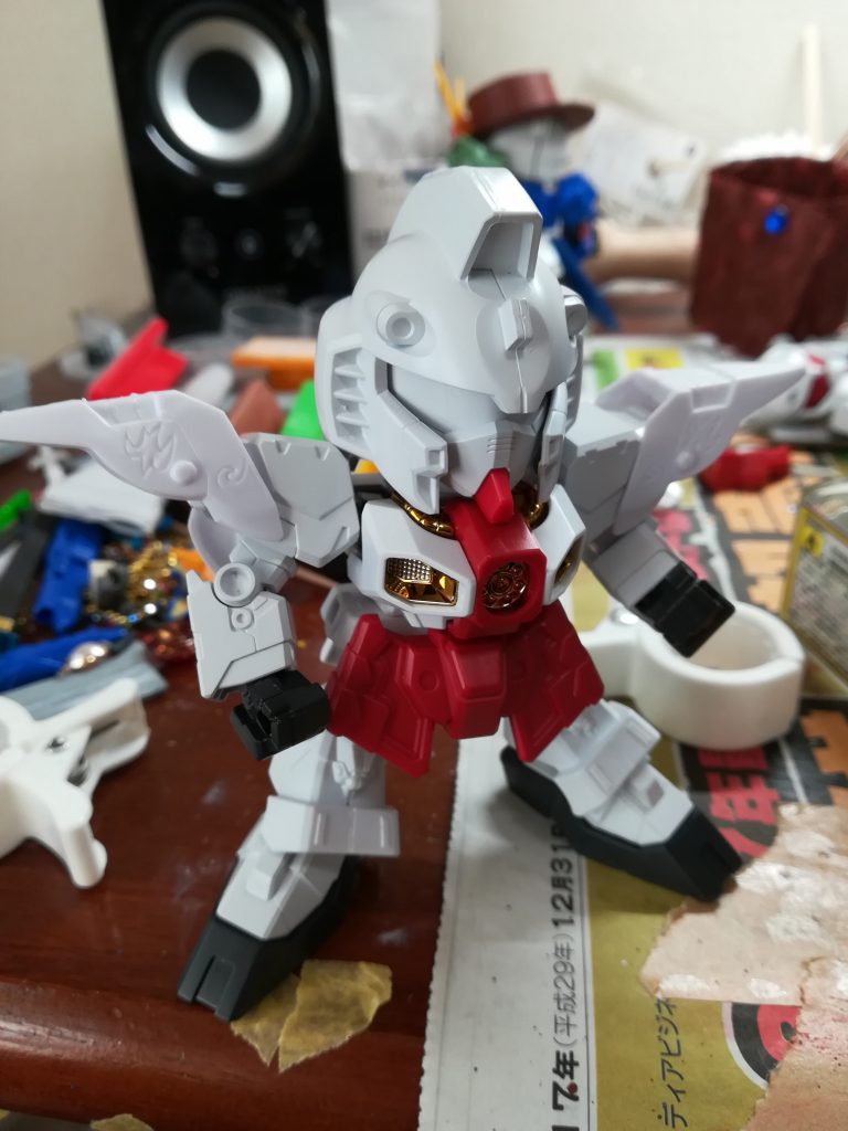 胴体が二代目大将軍で、それ以外はニューガンダムになります。
特に可動域を増やすような改造はしていません。