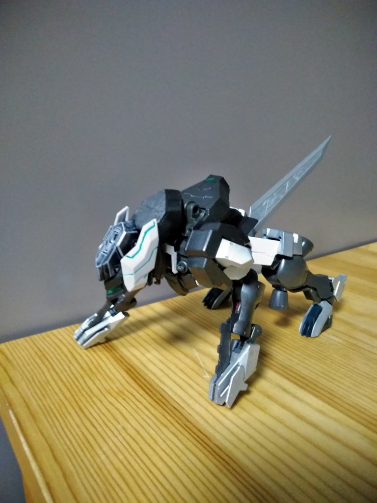 素体
ダンタリオンの足パーツを使い
獣可変機を作るがもともとテーマでした