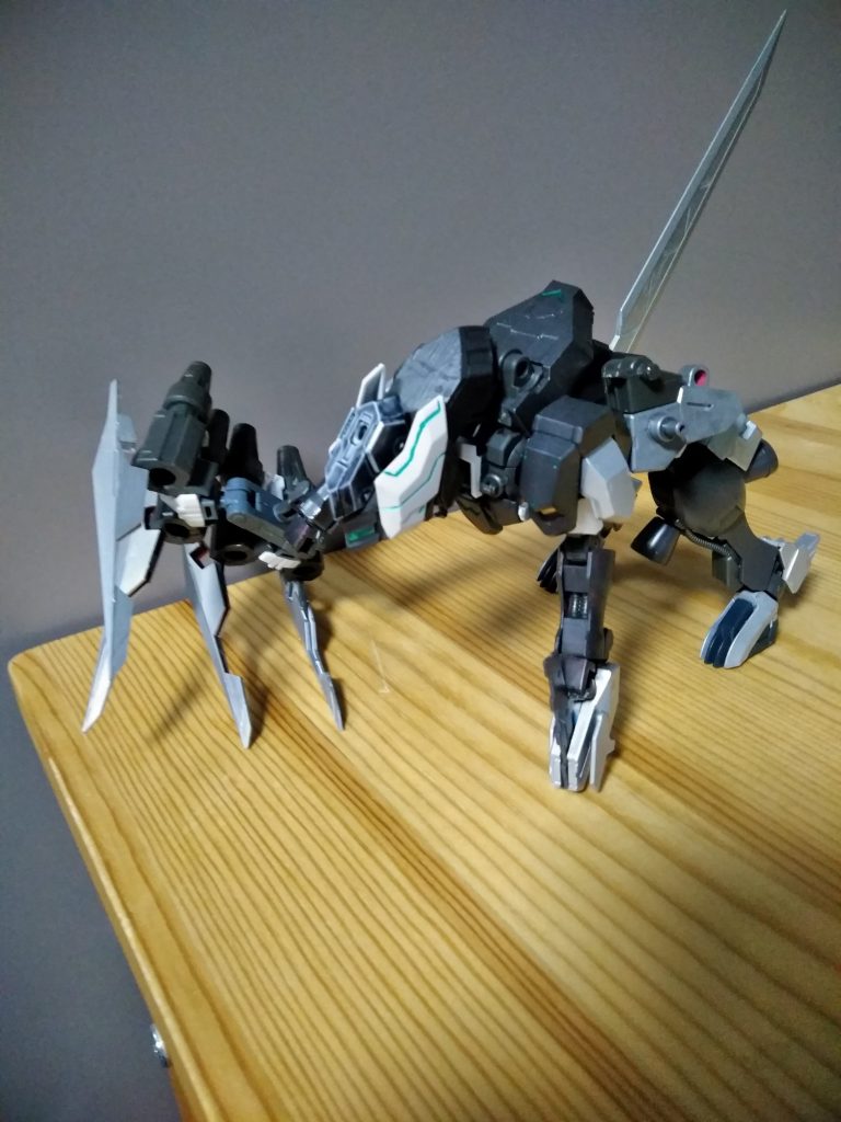 ブレイクネイル!
スラッシャーユニットを腕に装備

まだ、モードを増やしたりと今後も拡張していきます!
新年1発目、わりと気に入ってます!