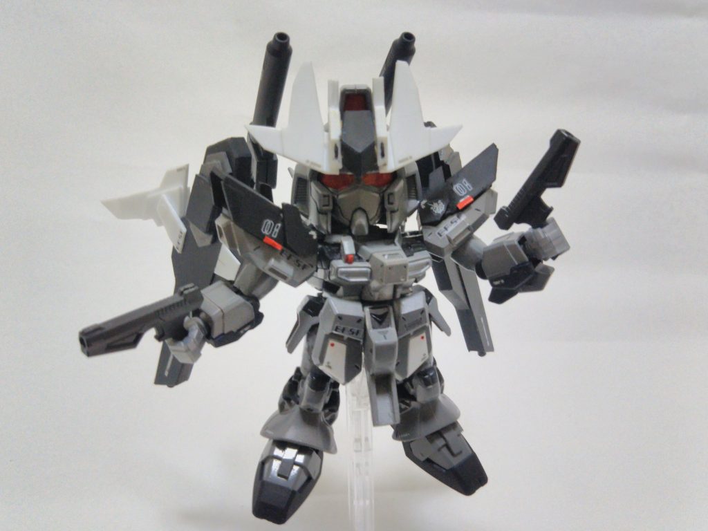 武装一覧
頭部バルカン砲×2
ビーム・ライフル
ニュー・ハイパー・バズーカ
ビーム・サーベル
シールドブースター
インフラックスウェポンバインダー×2
アメイジングロングレンジライフル×2
ブレード×2
アメイジングピストル×2