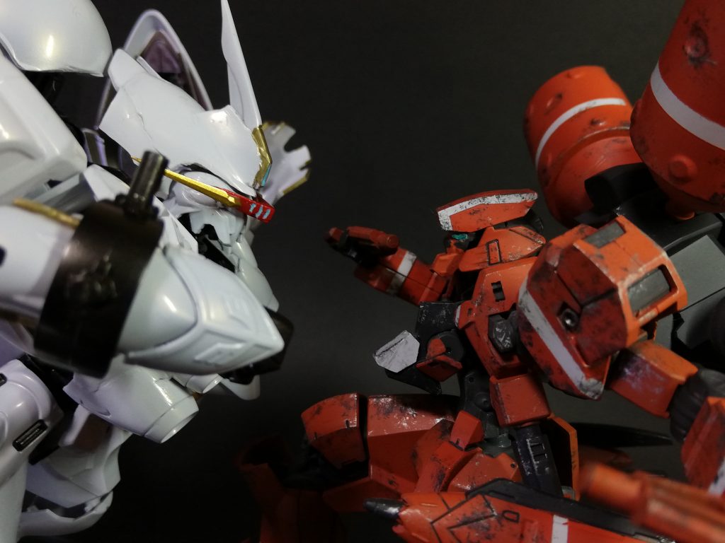 「ずっと…ずっと目障りだったんだ、その色がっ!!!」
以上です。ありがとうございました。