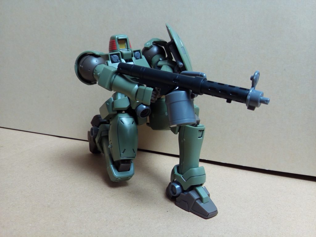 今まで食わず嫌いでした。
ザクとは違う量産型ヤラれ機体だって良いじゃないか!って思わせるデキの良さ!