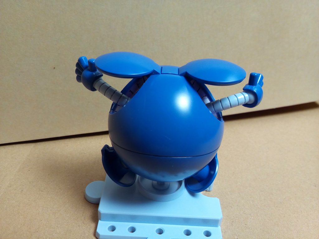 後ろ姿もキュートです。