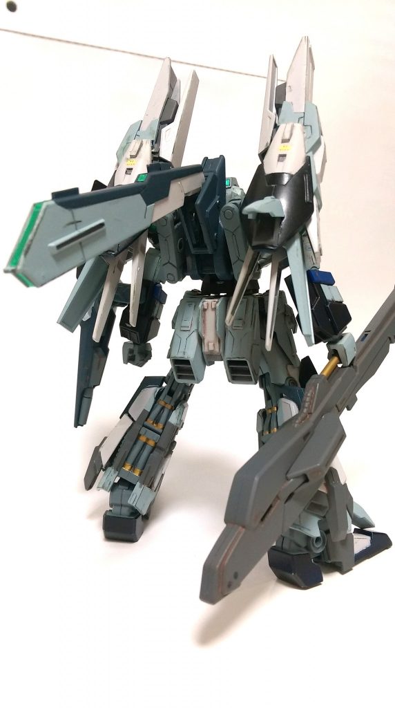 リゼルのバックパックを大型化。分離可能