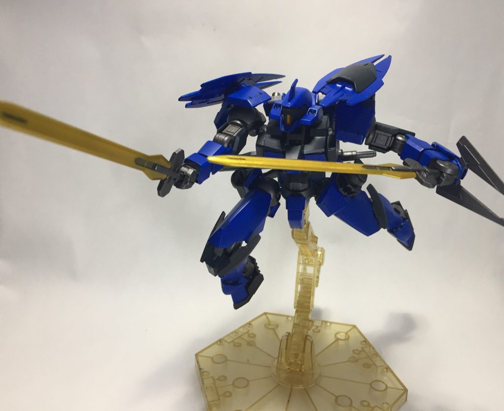 突きもハンドパーツが特殊なので差し替えなしで自然に出来ていいですね