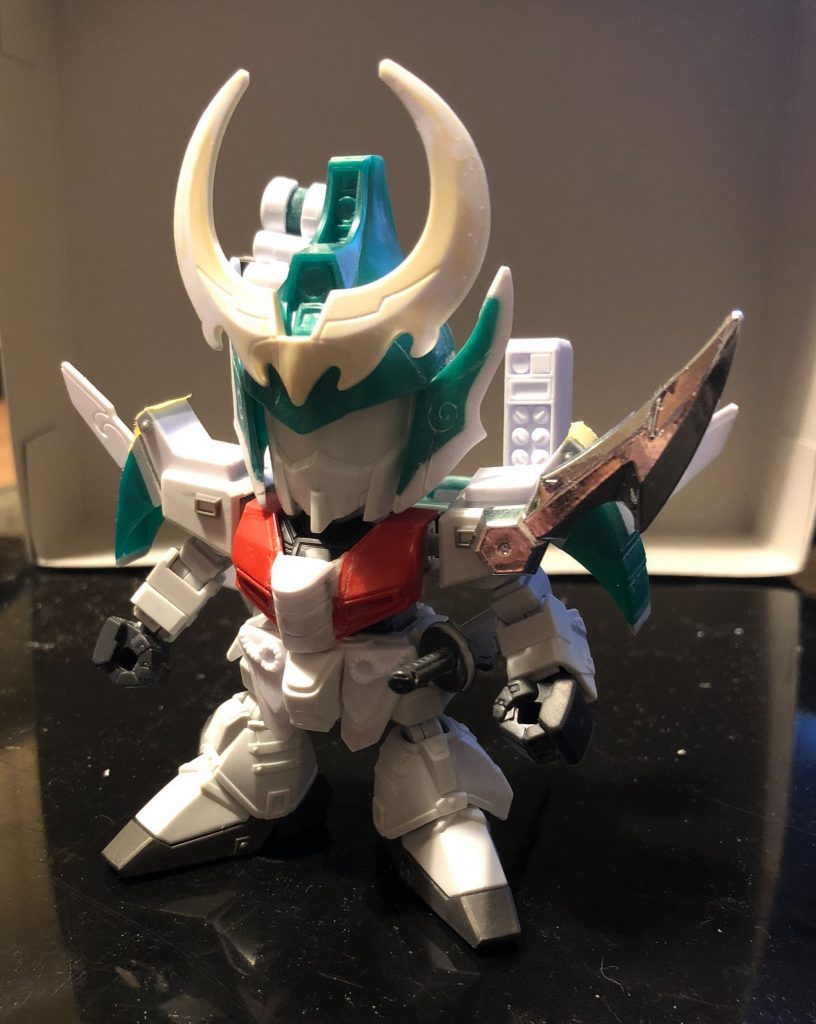 CSフレームを切り刻んで頭身をLEGEND BBぐらいに。鎧は全て大型化しつつ、ゼータ素体は陸遜ゼータプラスを使用。