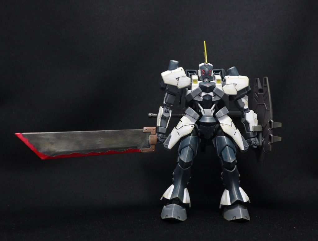 バスターソードを構えてのポージング②