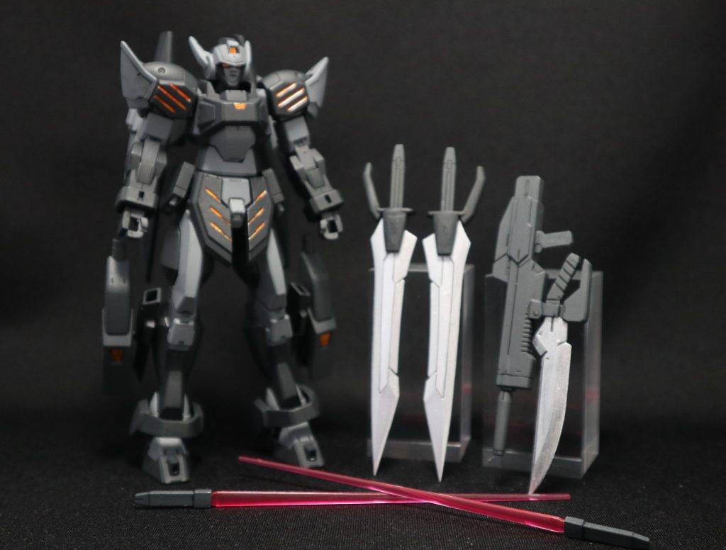 スタティックディスプレー。主武装は２本の高出量ヒートソード、副兵装に銃剣型ヒートソードを装備したドッズライフルⅡB、ビームサーベルｘ２、機体８か所に仕込んだビームサーベス、脚部に設置したフレキシブルバーニア一体型のビールライフル、腰部サイドアーマーにミサイルポッドを装備。