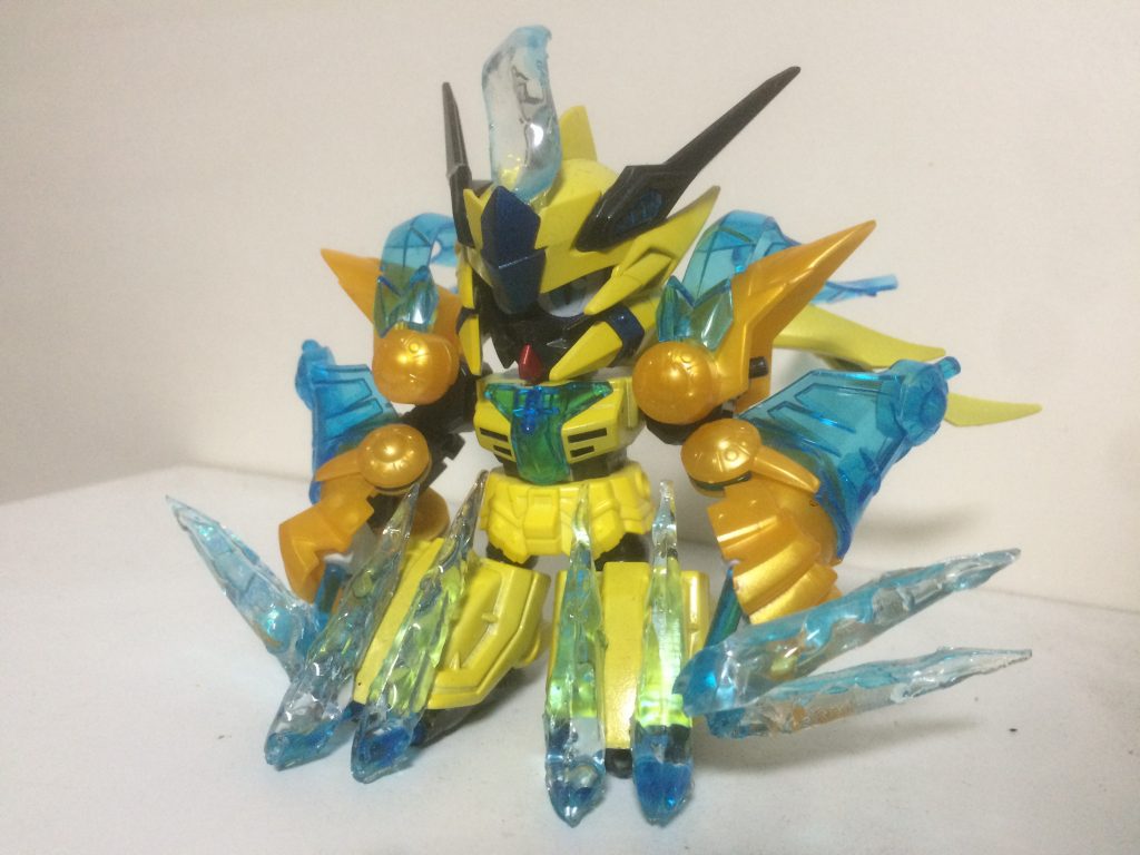 *「プラズマフィスト！！」*

電撃エフェクトのようなものをレジンにて作成してみました。