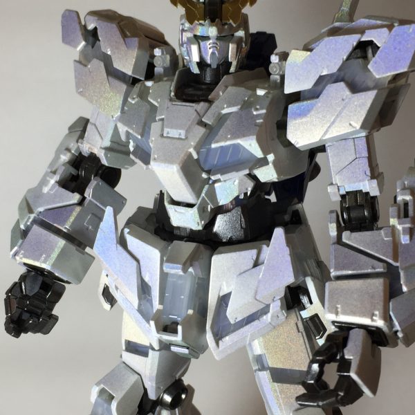 RG ユニコーンガンダム [LIGHTING MODEL]