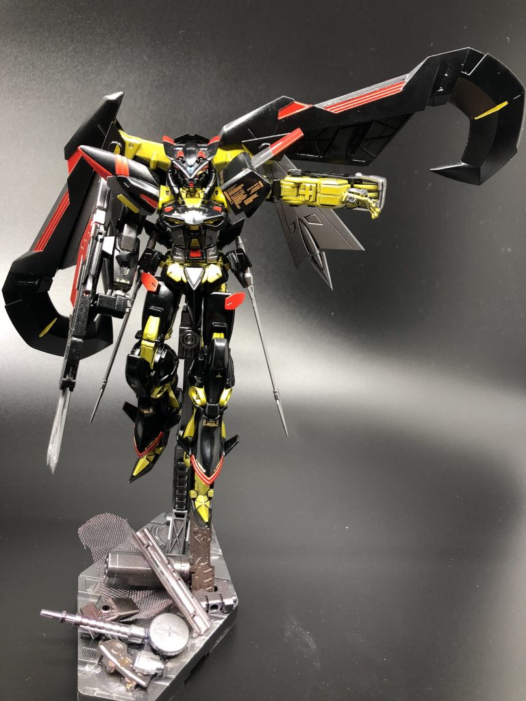 でも努力実ってRGに見えるくらいにはカッコよくなったかな？なってるといいな…