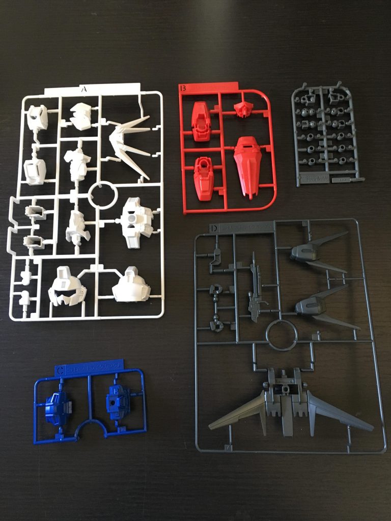 このパーツの少なさに唖然としました…