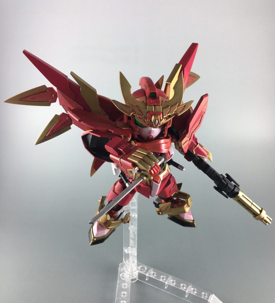 付属の忍者刀はシャープ化、その後メッキシルバーで塗っています。