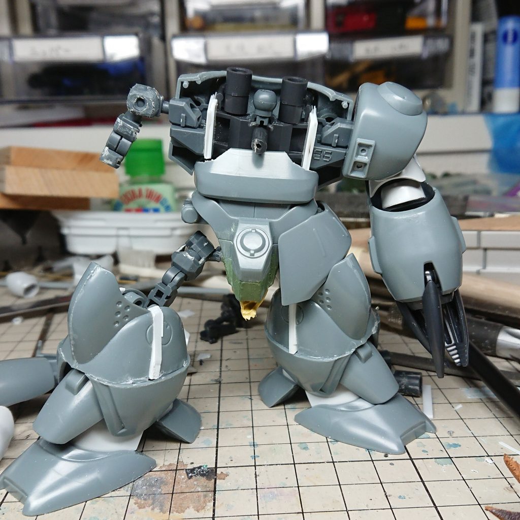 クロスシルエットフレームはこんな感じでバラされて入っています.