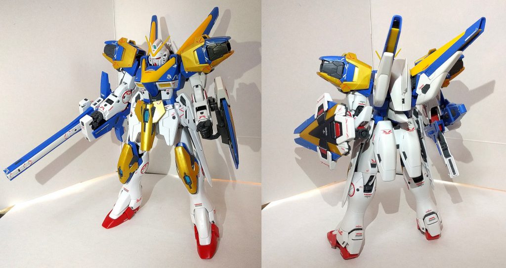 アサルトパーツを装備したV2アサルトガンダム、通常の姿よりもゴツい姿になっています
一部のアーマーは、新規のフレームパーツを使う事で装着可能な作りになっていますので、素組のV2では装備出来ない作りになってました