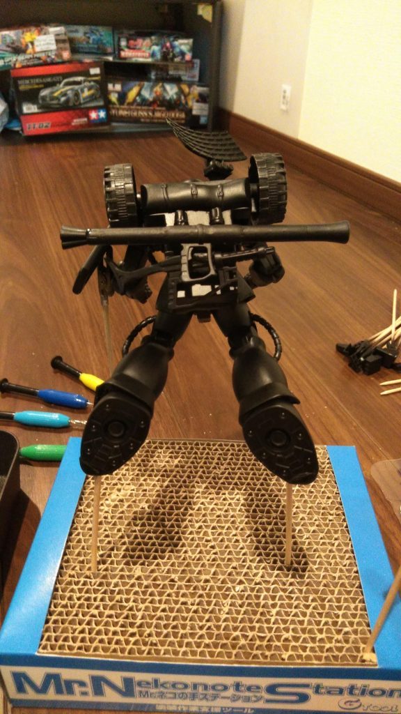 ザク×ジープ–3枚目/制作者：HUSTLER