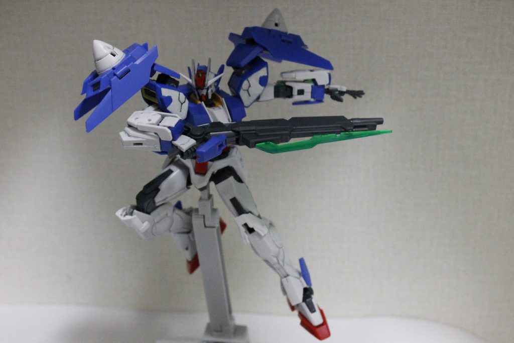 GNソードⅡがベースなのでソードモードに簡単に変形できます。