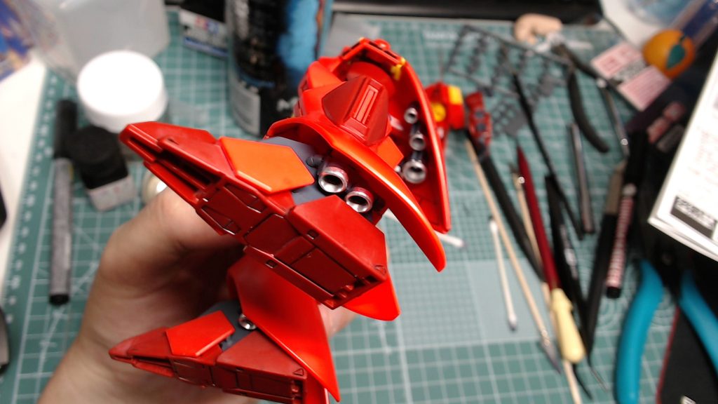 チラ見えするスラスターには４アーティストマーカーを使用