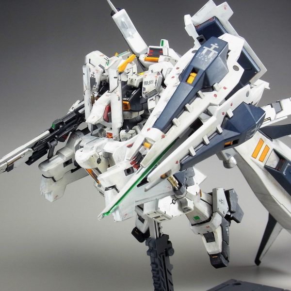 RG ガンダムTR-1［ヘイズル・ラー］第二形態ブースター装備”クルーザーモード”