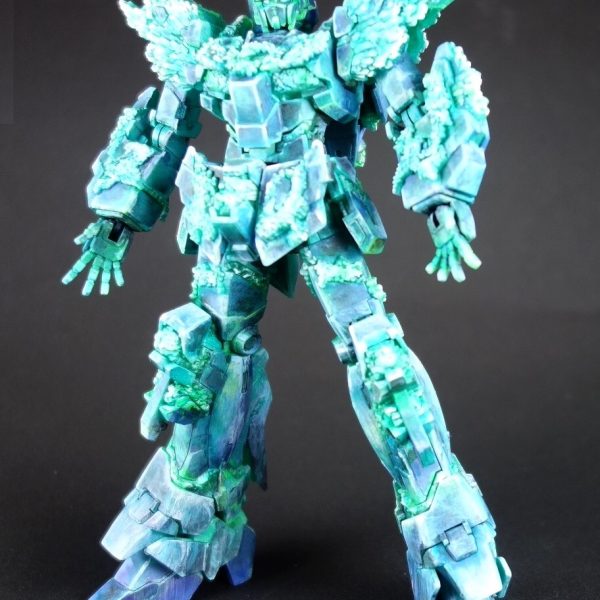 HGUCユニコーンガンダム（光の結晶）