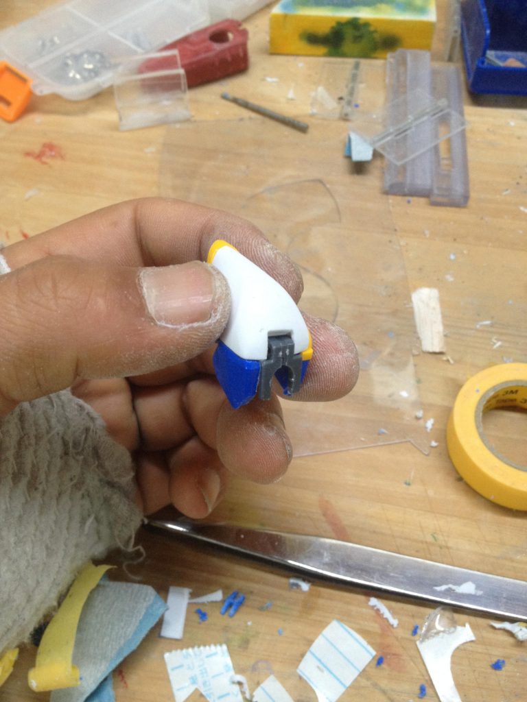 肩の付け根は少しディティールアップ