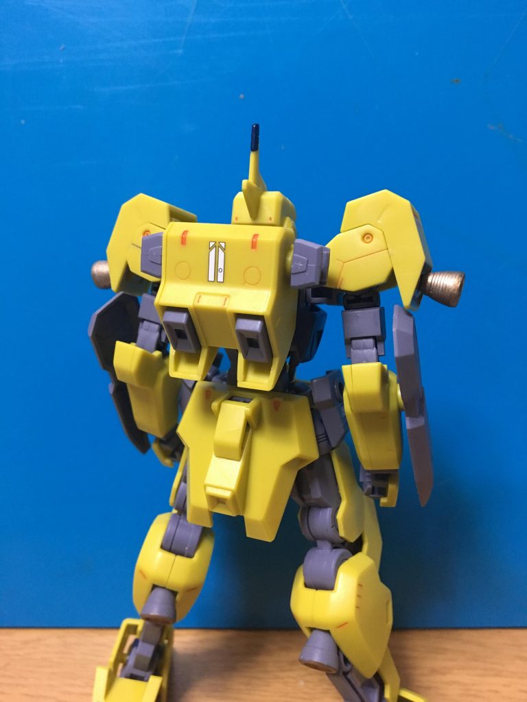 バックパックには獅電の製造元であるテイワズのマークを