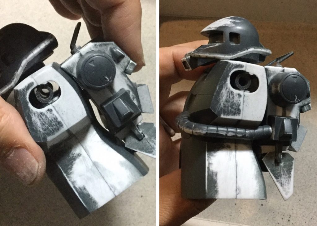 説明書通りに作ると背中とランドセルの間に隙間ができます。
取り付け位置の変更に併せて動力パイプを加工しました。