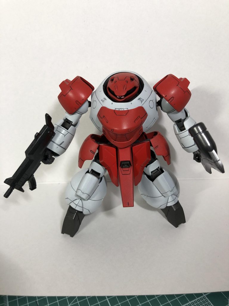 フロントスカートアーマーだけ色味が違うのはつや消し前に行方不明になったためです…