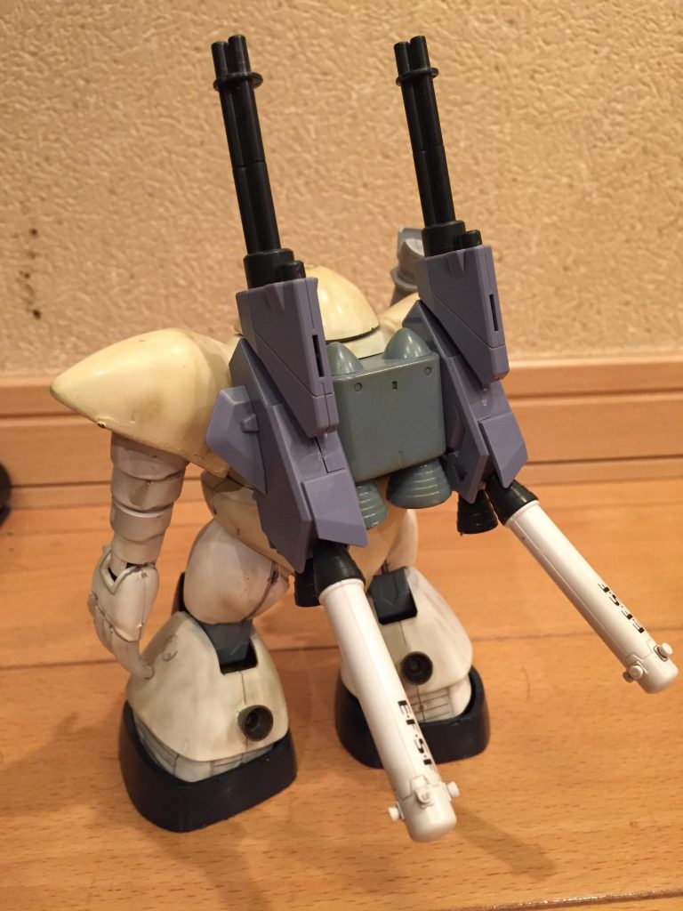 バック、明らかに宇宙仕様ですね