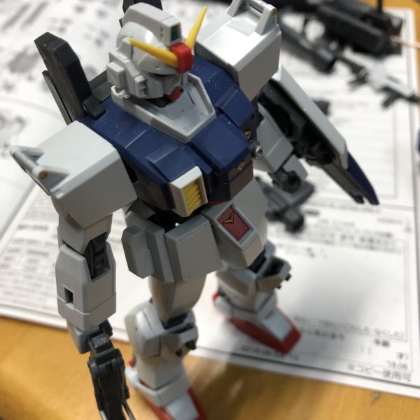 ＨＧ 1/144 陸戦型ガンダム（パラシュート・パック仕様）